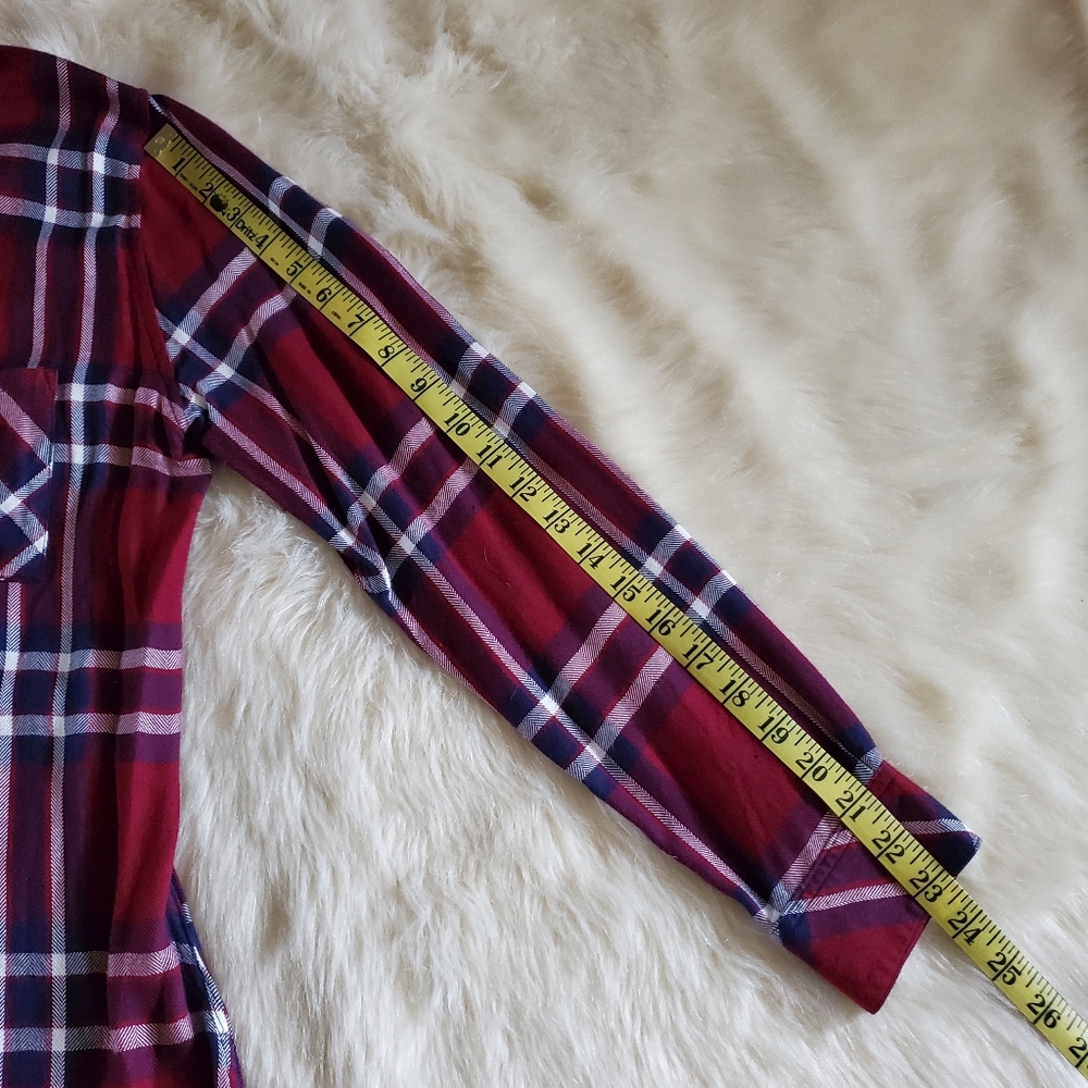 Rails Hunter Plaid Button-Down Shirt in Midnight Burgundy Size Medium - Picture 14 of 14
